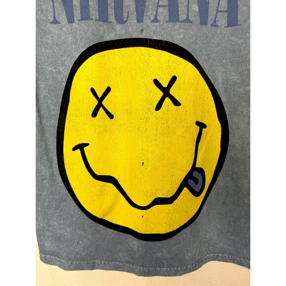Nirvana Sz S Smiley Face Graphic T-Shirt Blue Gray Distressed Short Sleeve Flaws - Picture 6 of 9